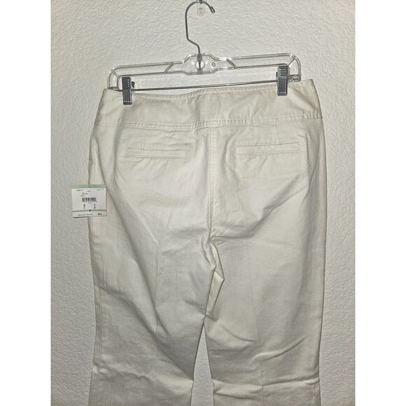 NWT! Anne Klein White Denim Jeans Wide Bottoms Size 8 - Picture 5 of 10